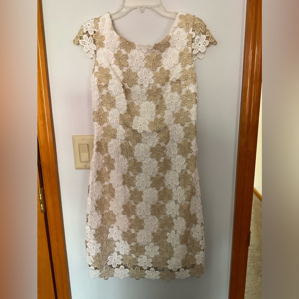 Women’s dress